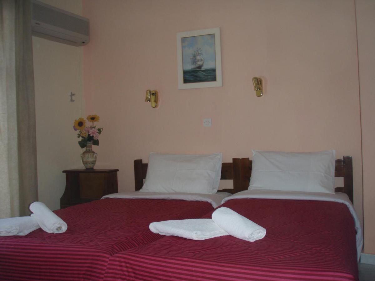 Agnantema Hotel Skiathos Town Room photo